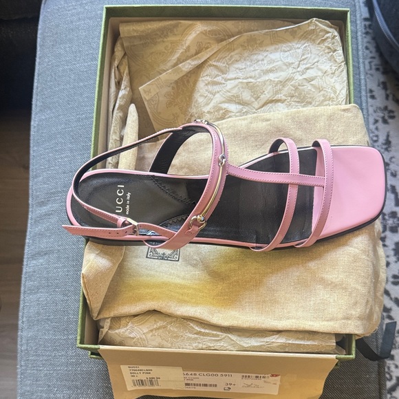 Gucci Dolly Pink Leather Sandals - Picture 1 of 2